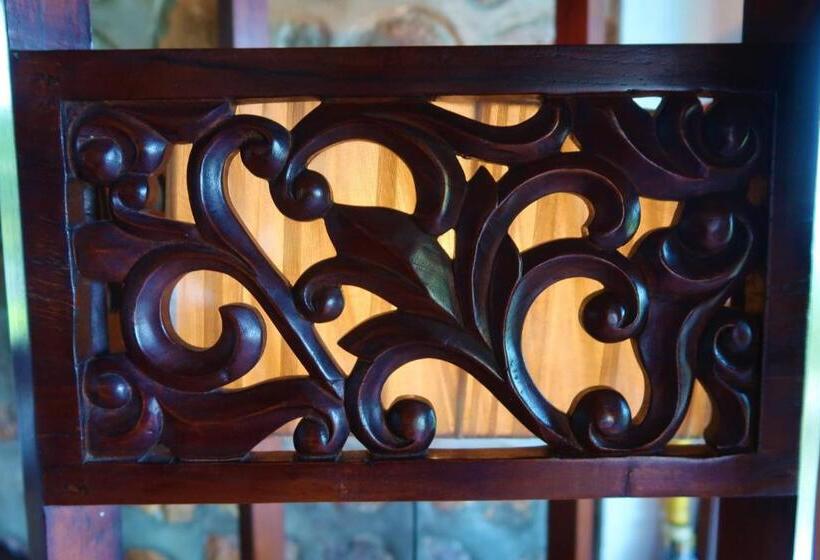 Breve Azurine Lagoon Resort