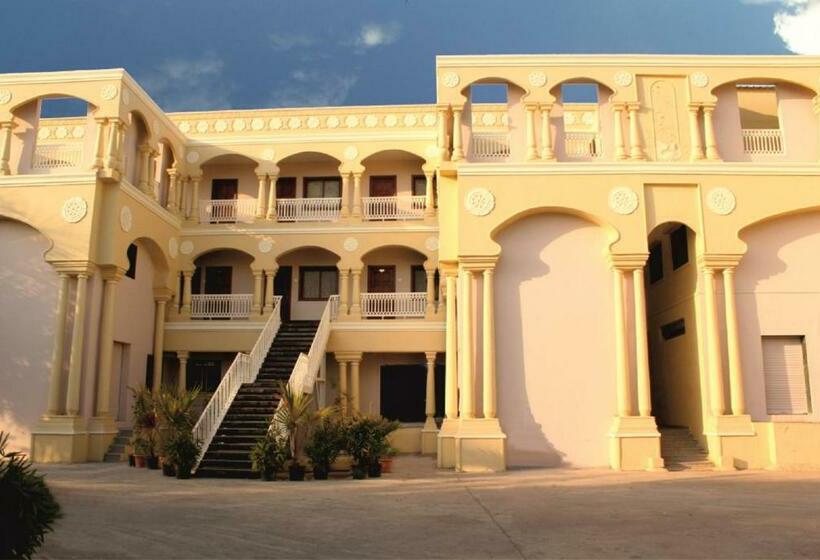 Palette Resorts  Carnival Resort