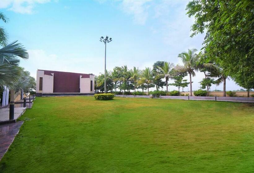 Palette Resorts  Carnival Resort