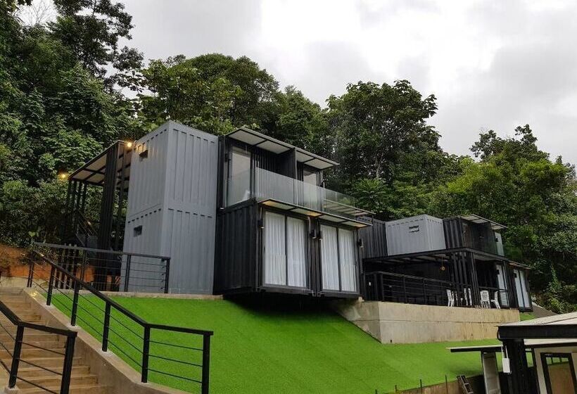 فندق Casa Hill Resort