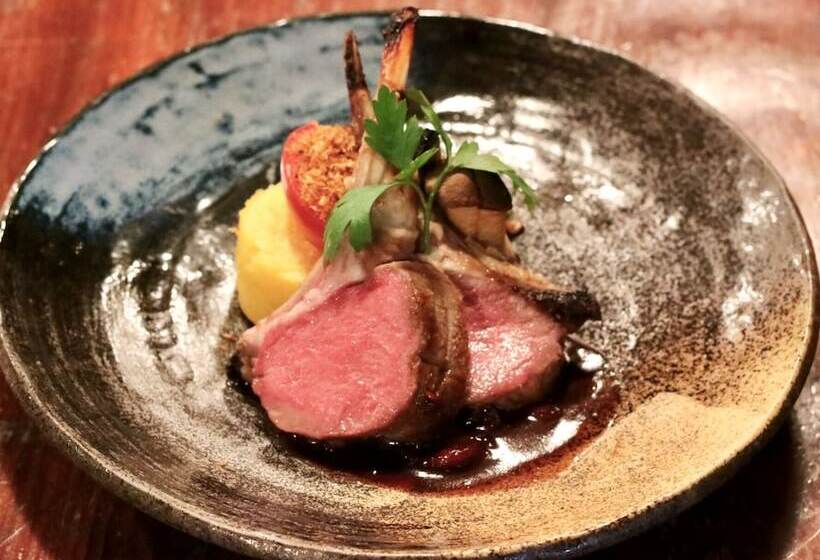 Hotel Spa Lodge Redwood Inn