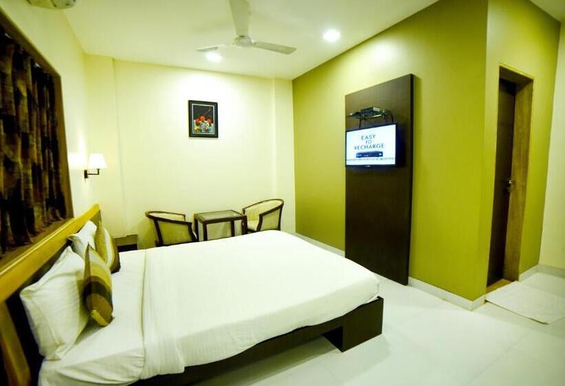 Palette Resorts  Carnival Resort