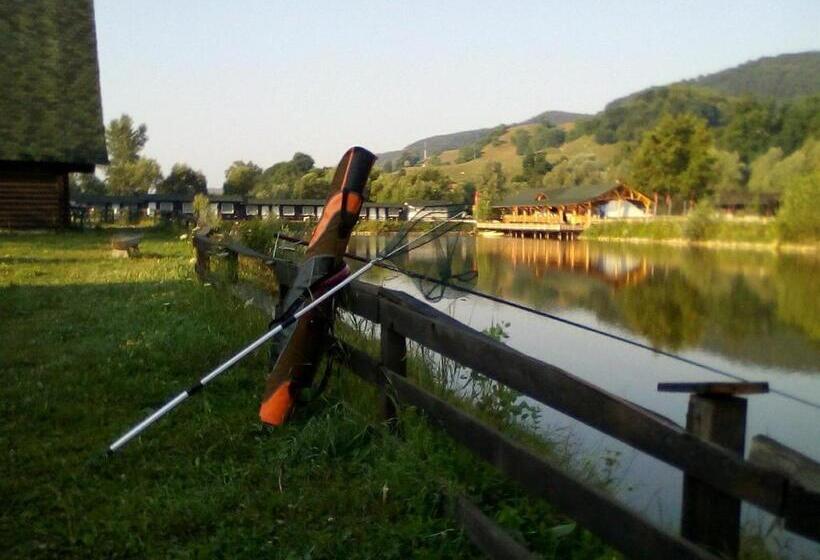 ペンション Casa Lazaroiu