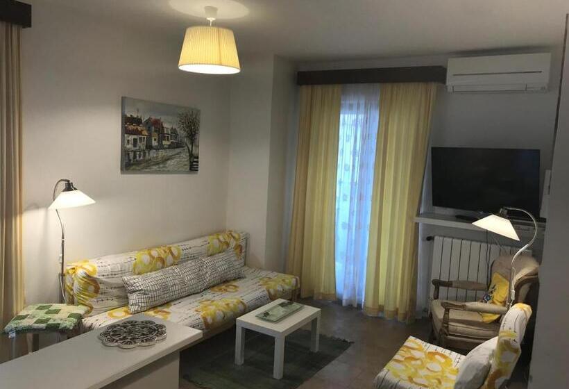 פנסיון Villa Betiga