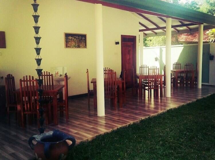 펜션 Vihara Safari Homestay