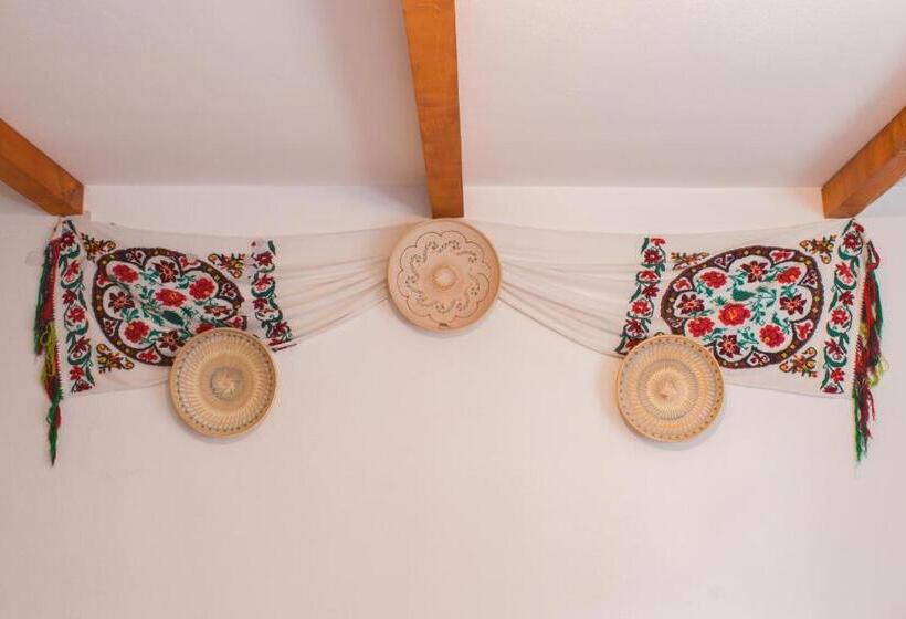 Pensiunea Colt De Munte