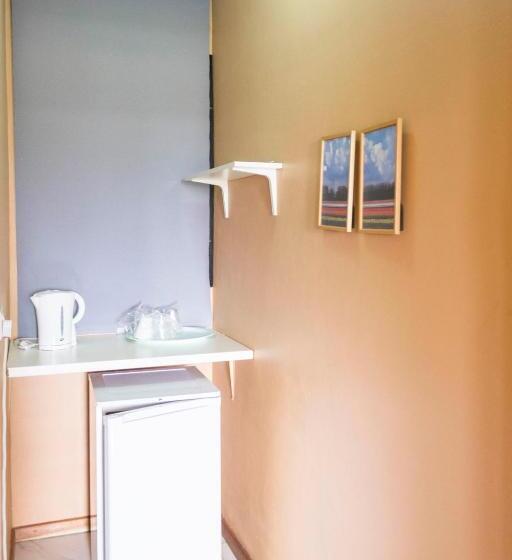 تختخواب و صبحانه Cheers Guesthouse