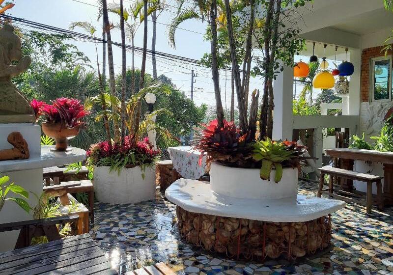 هتل Banthorphan Resort