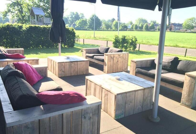 בית מלון כפרי De Slaapfabriek Vakantiehuis En Trainingslocatie