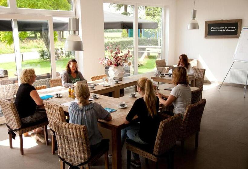 בית מלון כפרי De Slaapfabriek Vakantiehuis En Trainingslocatie