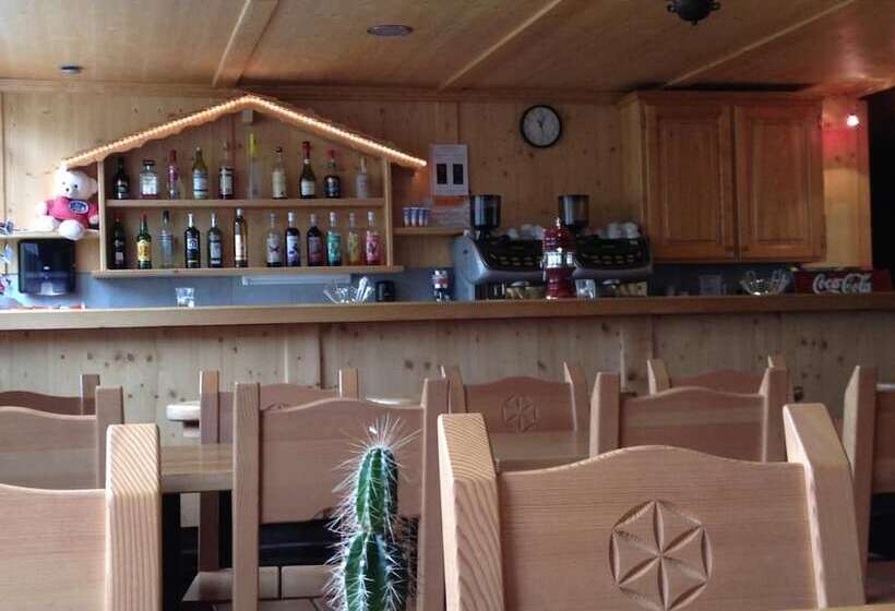 Отель Des Portes Du Soleil