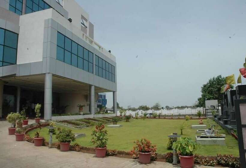 호텔 Grand International