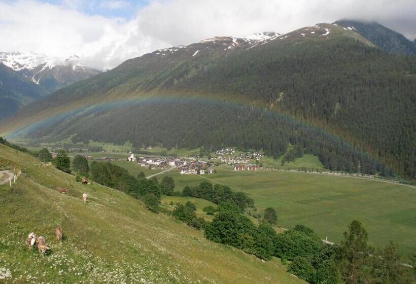 בית מלון כפרי Grimsel