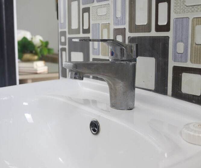 Hill View Hotel Mccarthy Hills