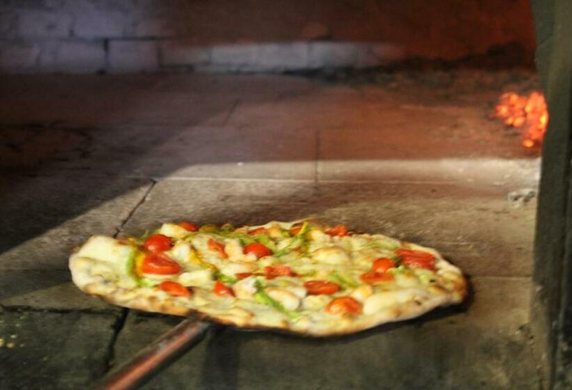 ホテル La Locanda Del Borgo