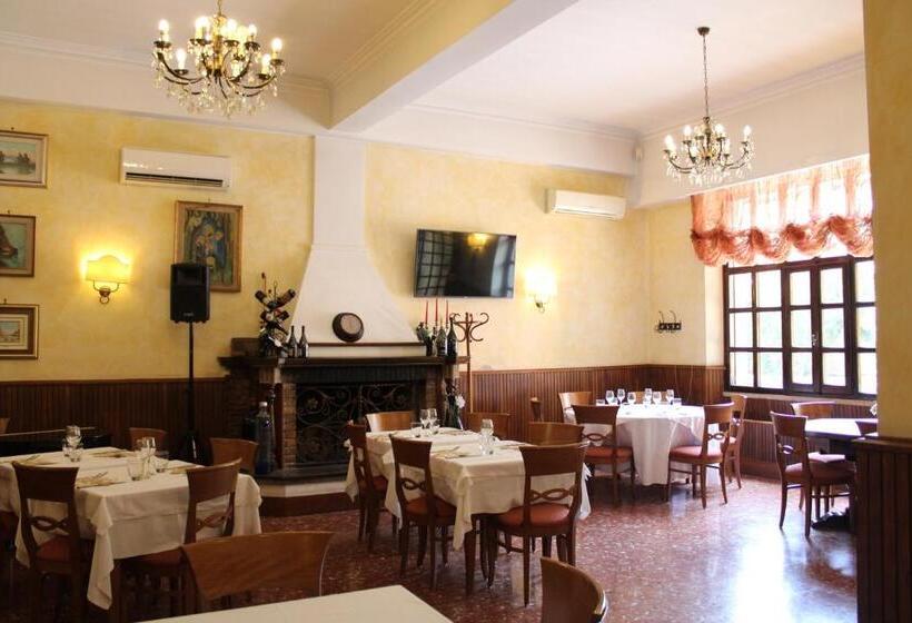 ホテル La Locanda Del Borgo