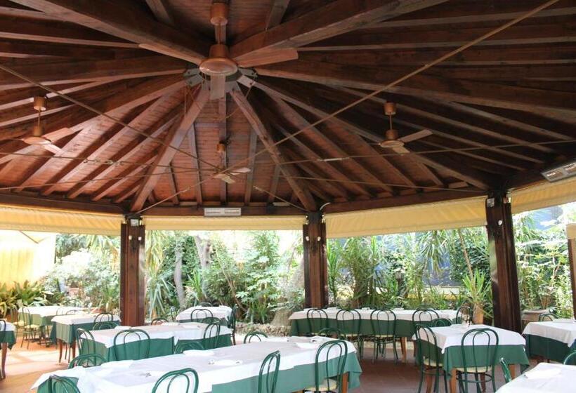 ホテル La Locanda Del Borgo