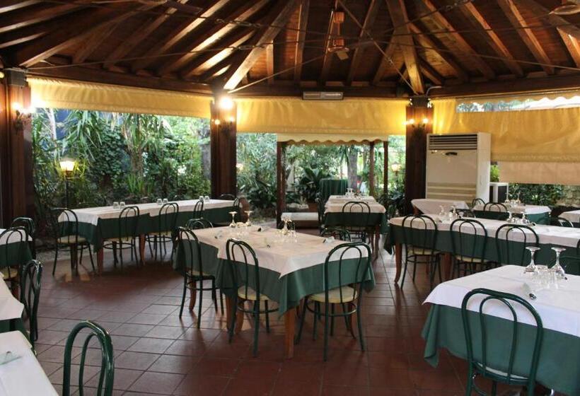 ホテル La Locanda Del Borgo