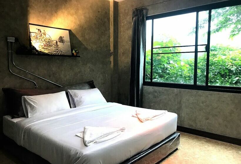 酒店 Sut Jai House