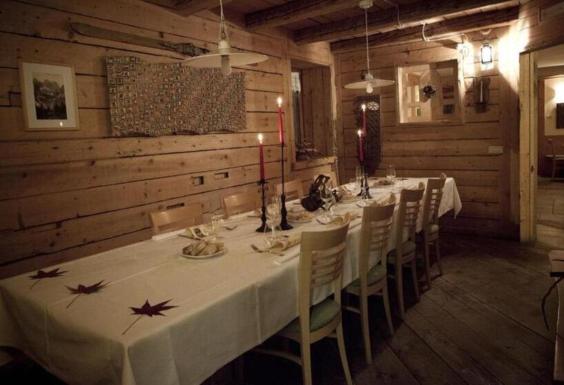 Отель Valbruna Inn Bed & Breakfast