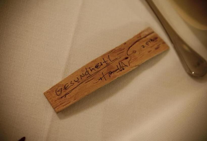 Отель Valbruna Inn Bed & Breakfast