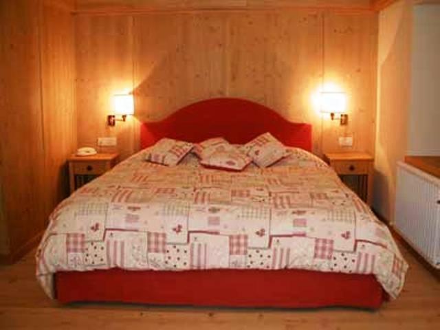 Отель Valbruna Inn Bed & Breakfast