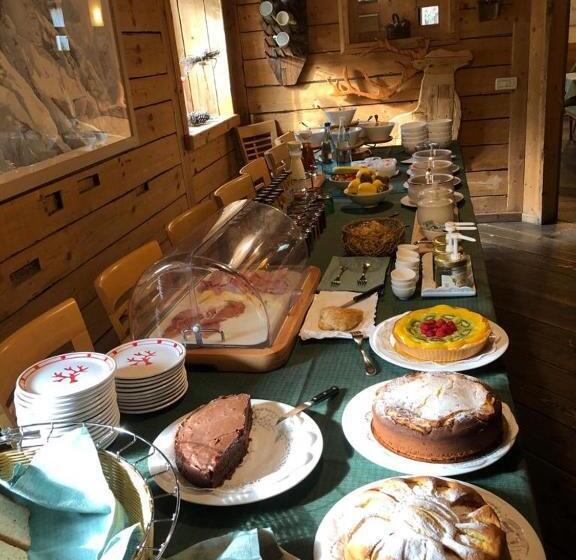 Отель Valbruna Inn Bed & Breakfast