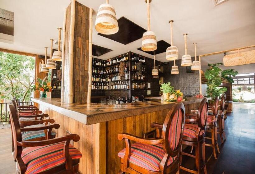 Umaya Resort & Adventures