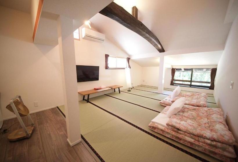 فندق صغير Shirakawago Terrace