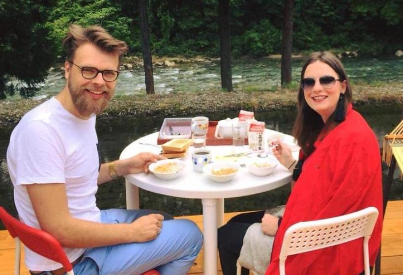 فندق صغير Shirakawago Terrace