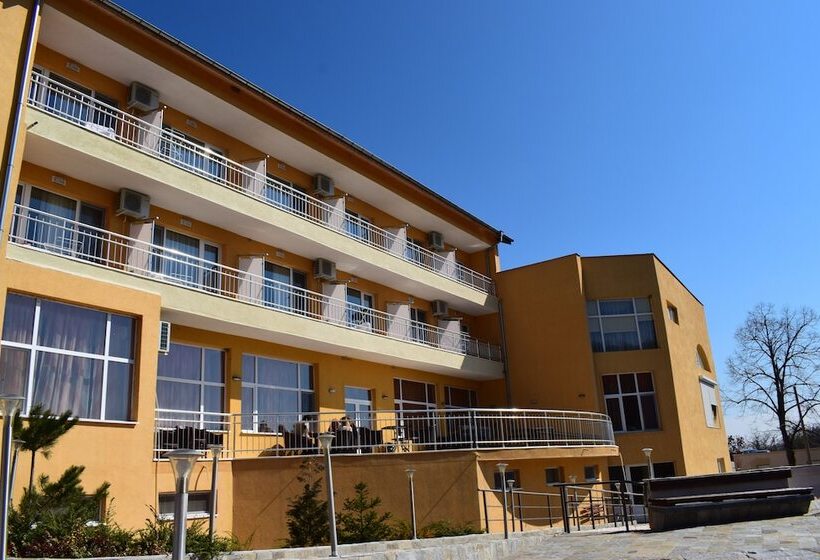 Balneo Hotel Bozhur