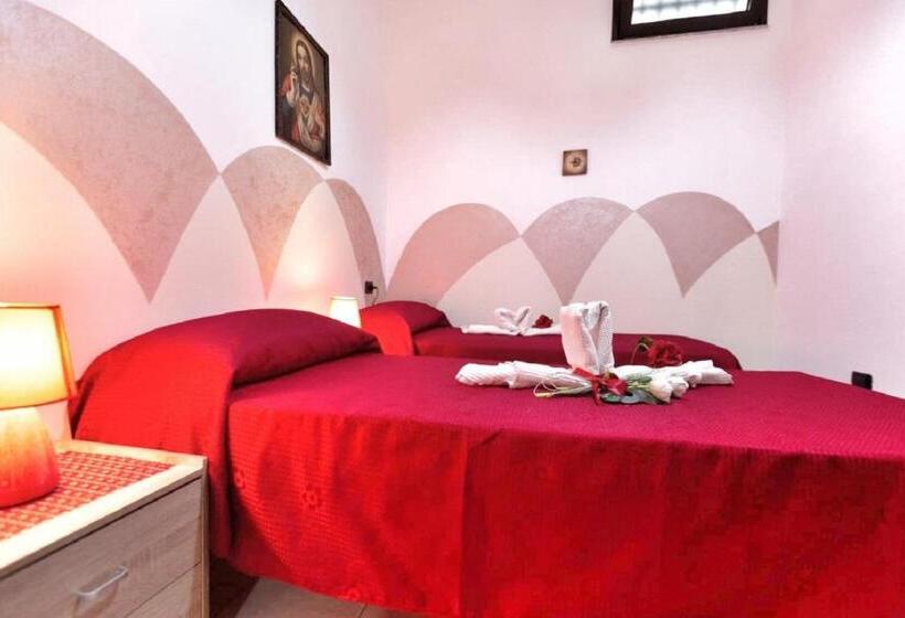 B&b Villa Santa Sofia By Holidayngo