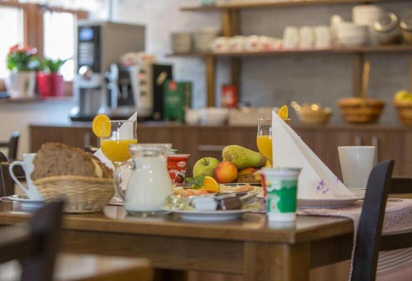 ベッドアンドブレックファースト Rooms Imperial House