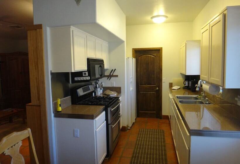 Casa De San Pedro Bed & Breakfast