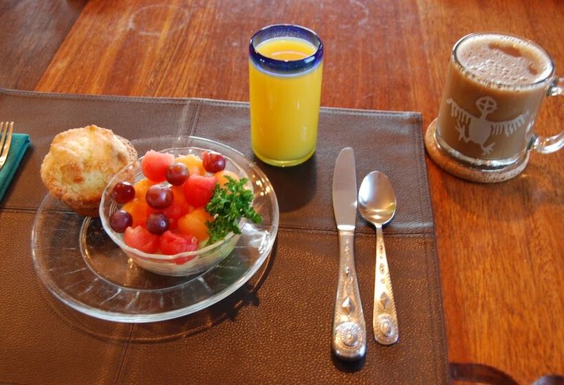 Casa De San Pedro Bed & Breakfast