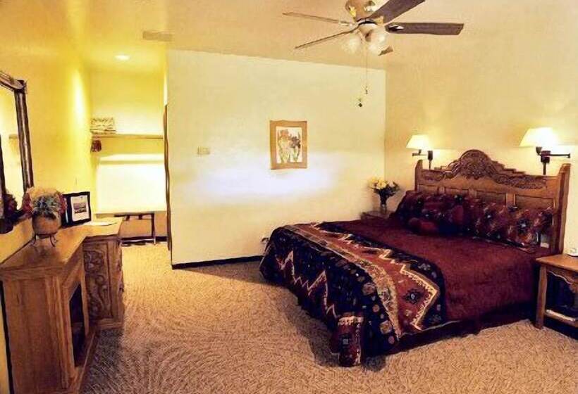 Casa De San Pedro Bed & Breakfast