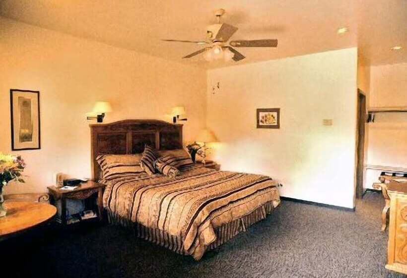 Casa De San Pedro Bed & Breakfast