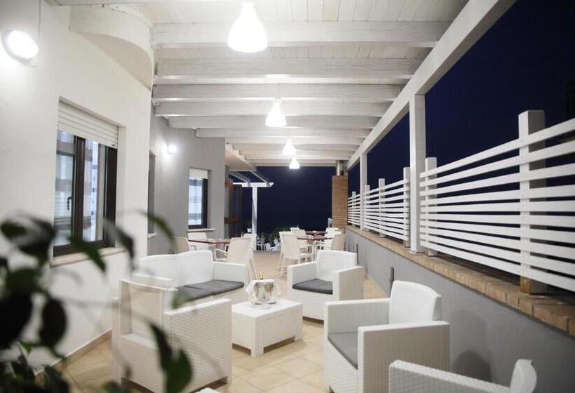 فندق فئة نجمة واحدة Dolce Stella