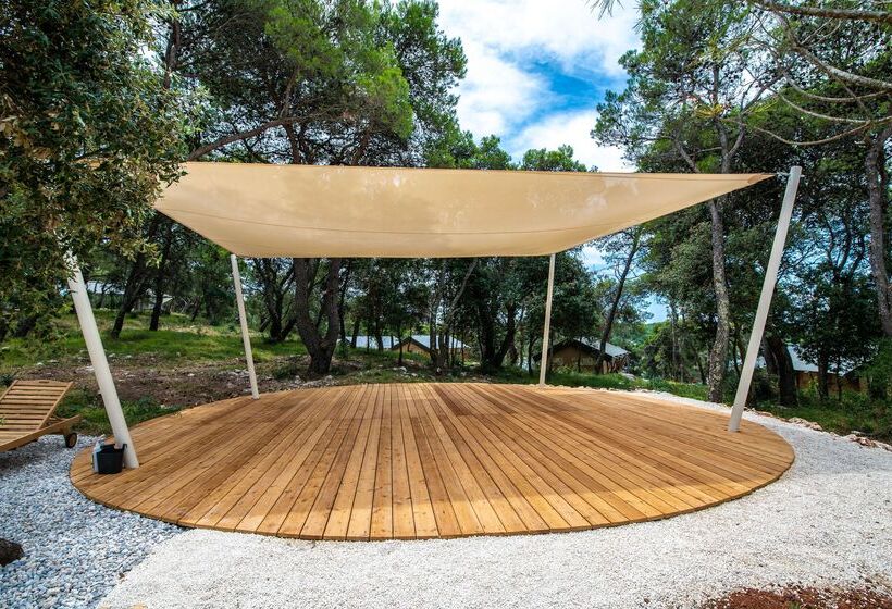 בית מלון כפרי Arena One 99 Glamping