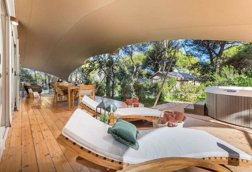 בית מלון כפרי Arena One 99 Glamping