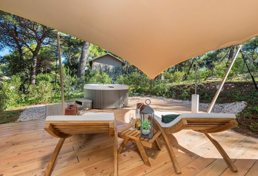 בית מלון כפרי Arena One 99 Glamping