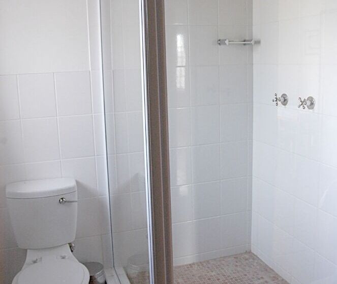 فندق Arniston Seaside Cottages