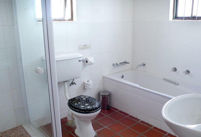 فندق Arniston Seaside Cottages