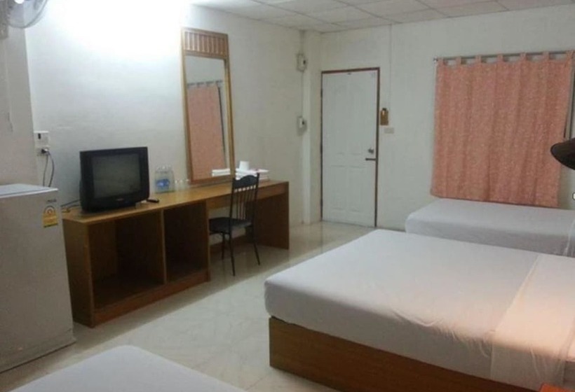 Отель Baansakulpetch