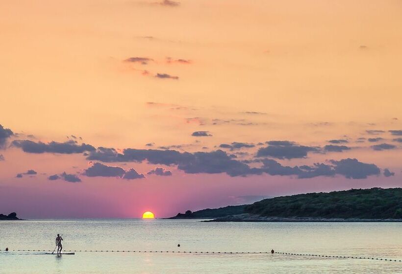 בית מלון כפרי Camping Homes Mon Perin