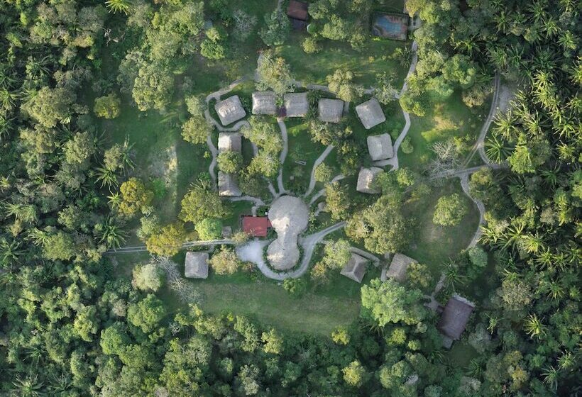 Отель Chan Chich Lodge