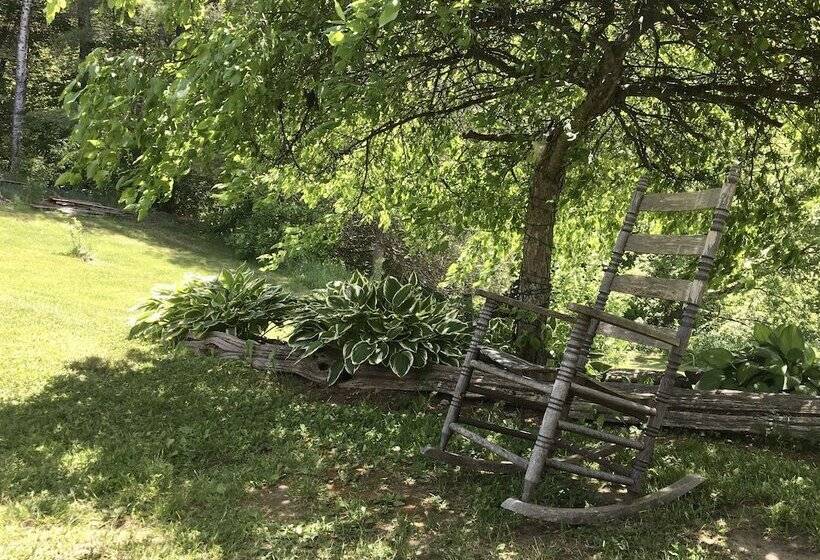 호텔 Craftsbury Farmhouse