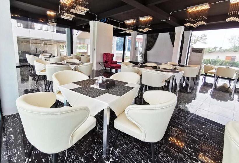 בית מלון כפרי De Veranio Resort