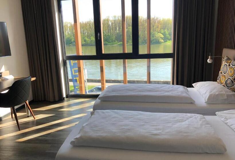 ホテル Donauhof Mauthausen