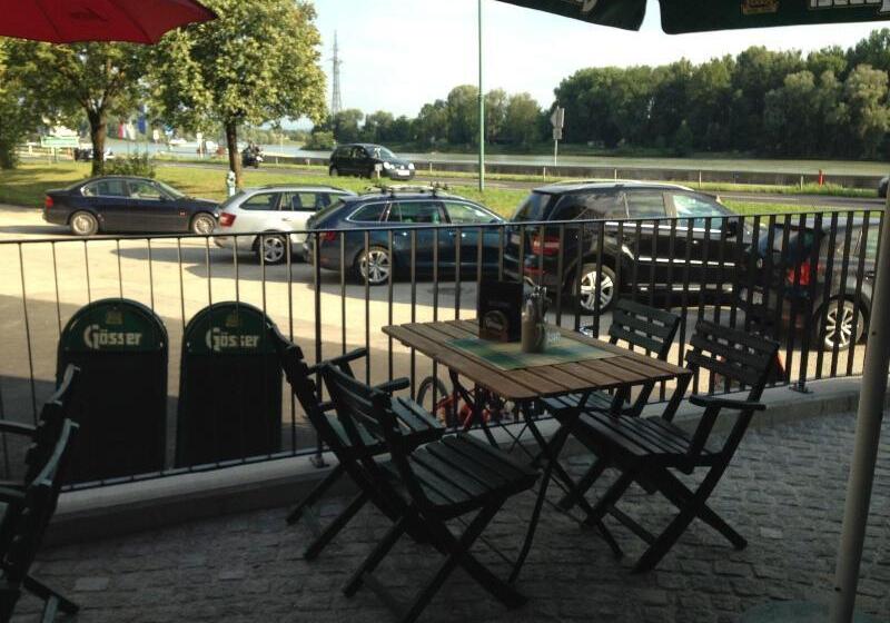 ホテル Donauhof Mauthausen